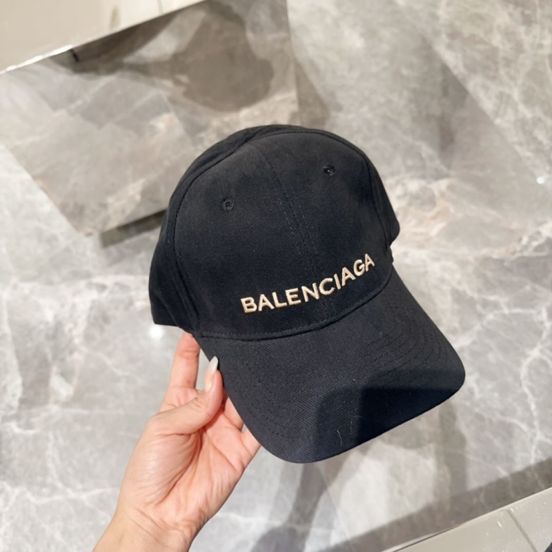 BALENCIAGA